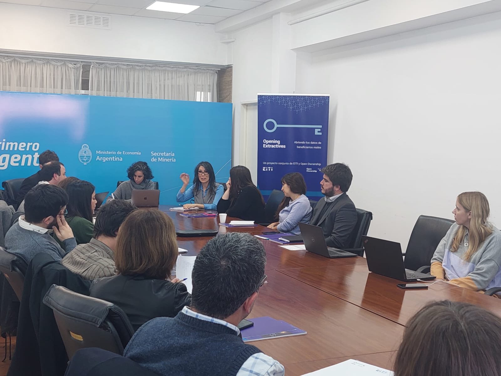 Tercera reunión. Exposición de representante de CAEM sobre la importancia que tuvo el proceso de consulta.